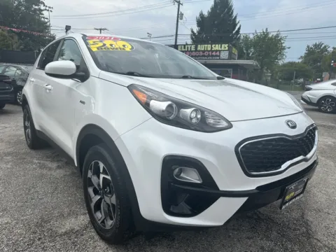 White 2021 KIA SPORTAGE LX for sale in Hammond, IN