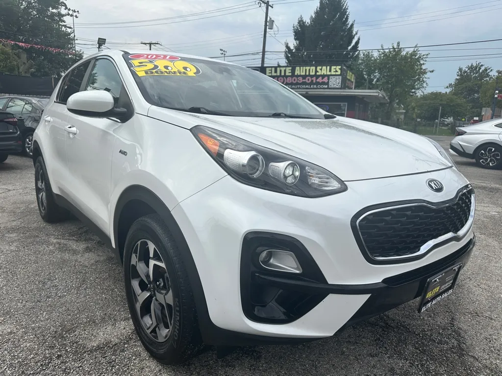 White 2021 KIA SPORTAGE LX for sale in Hammond, IN