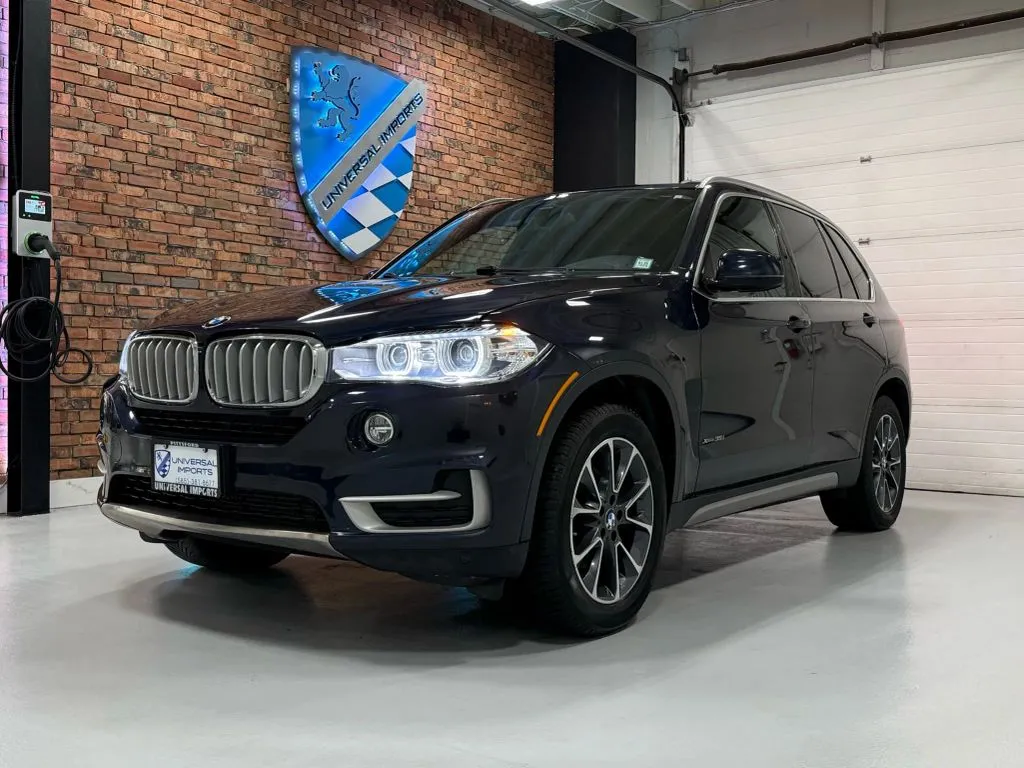 Gray 2018 BMW X5 xDrive35i Sport Utility 4D for sale in Rochester, NY