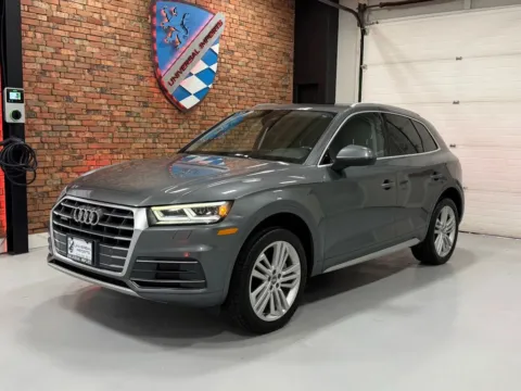 Gray 2018 Audi Q5 Premium Plus w/Technology Value Pkg Sport Utility 4D for sale in Rochester, NY