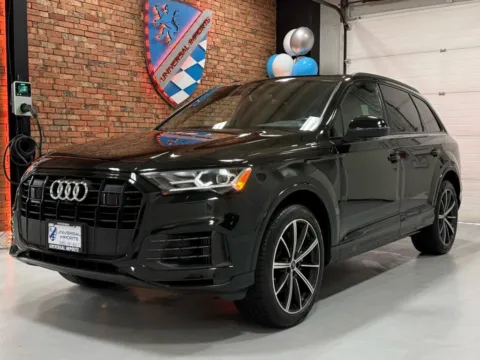 Black 2022 Audi Q7 55 TFSI Premium Plus Sport Utility 4D for sale in Rochester, NY