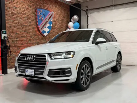 White 2018 Audi Q7 3.0T Premium Plus Sport Utility 4D for sale in Rochester, NY
