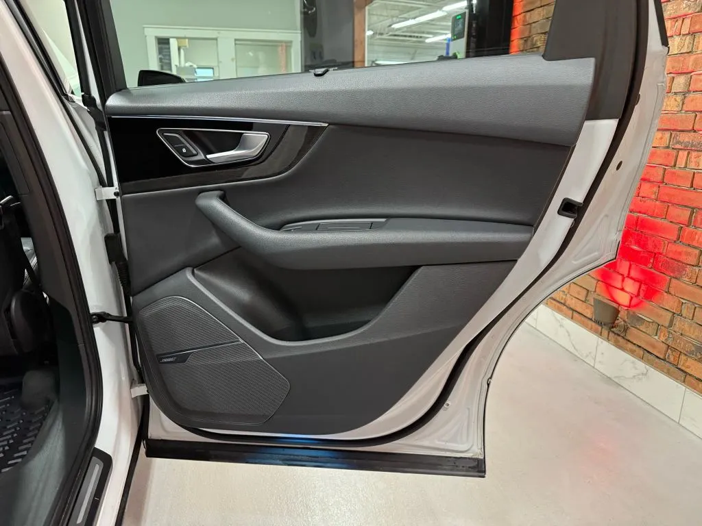 2018 Audi Q7 Premium Plus - Photo 18