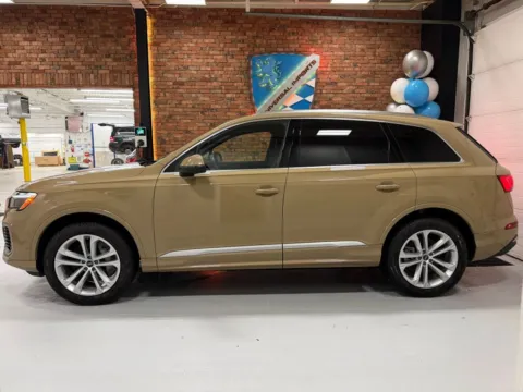 Photos of 2025 Audi Q7 55 TFSI Premium Plus Sport Utility 4D for sale in Rochester, NY at Universal Imports of Rochester