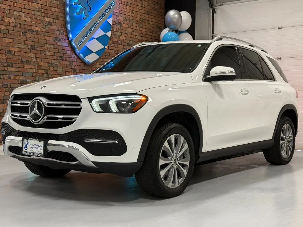 White 2020 Mercedes-Benz GLE 350 4MATIC Sport Utility 4D for sale in Rochester, NY