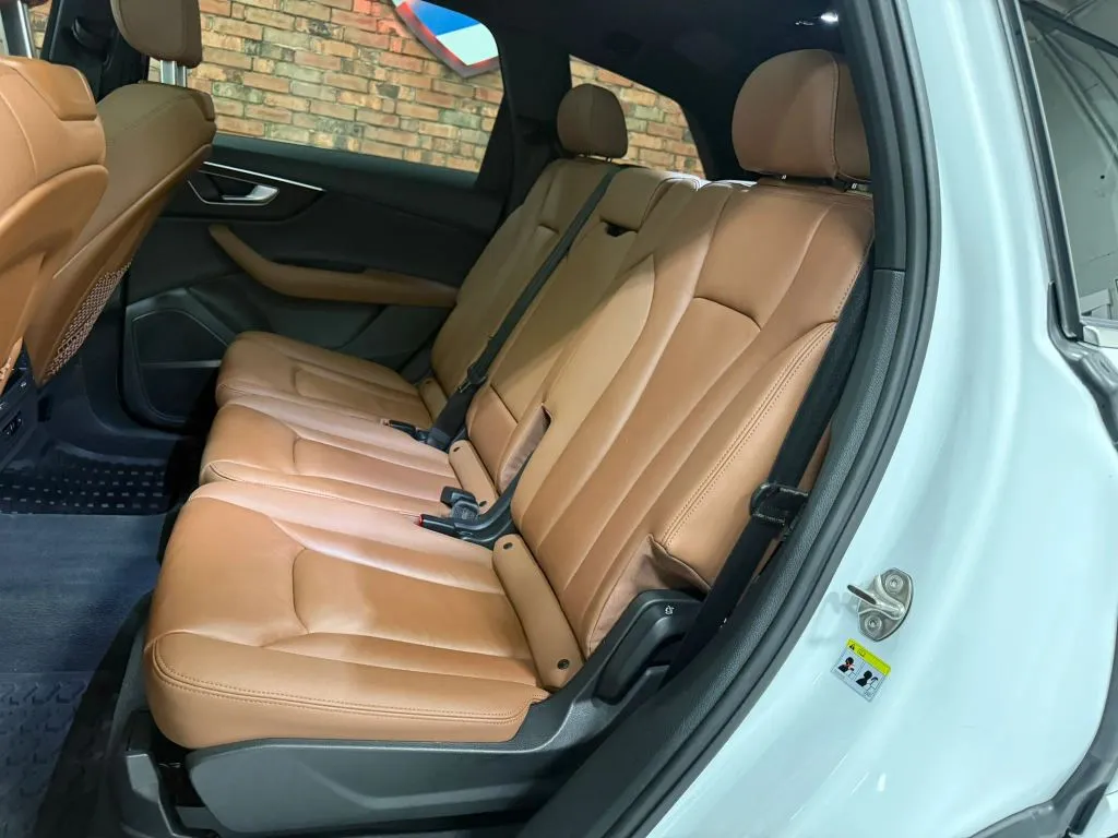 2023 Audi Q7 Premium Plus - Photo 13