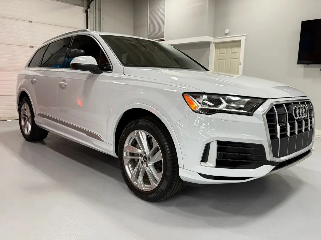 2023 Audi Q7 Premium Plus - Photo 6