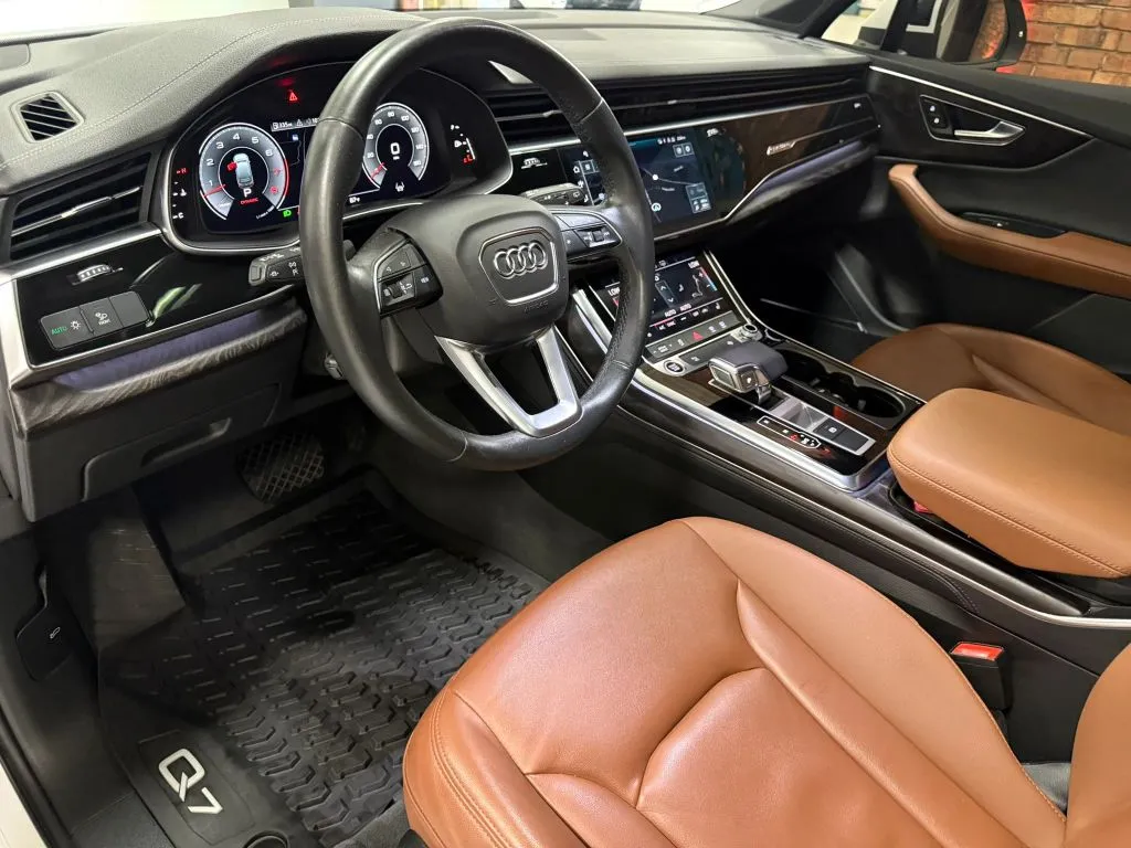 2023 Audi Q7 Premium Plus - Photo 10