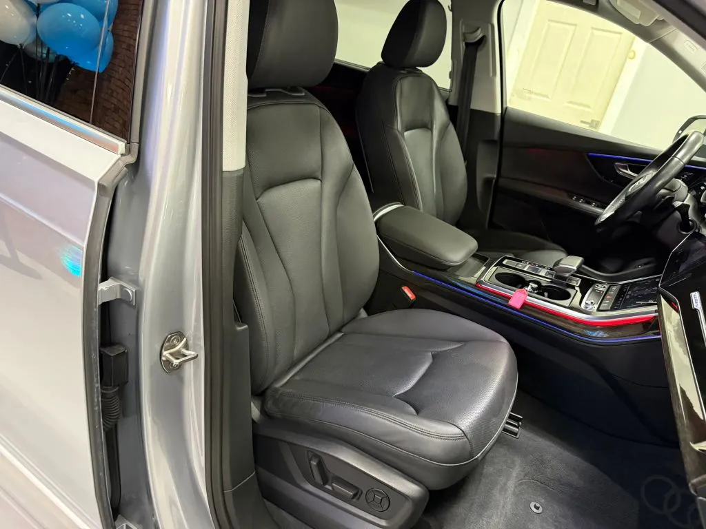 2022 Audi Q7 Premium Plus - Photo 19