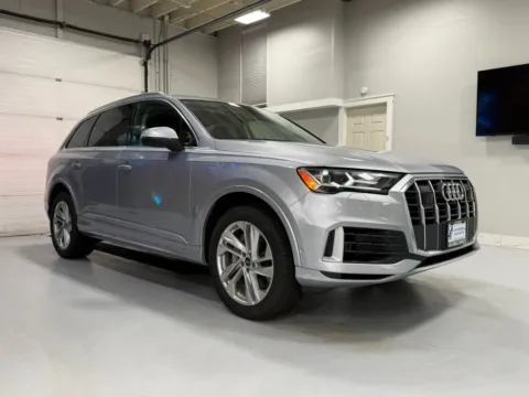 More photos of 2022 Audi Q7 55 TFSI Premium Plus Sport Utility 4D at Universal Imports of Rochester, NY