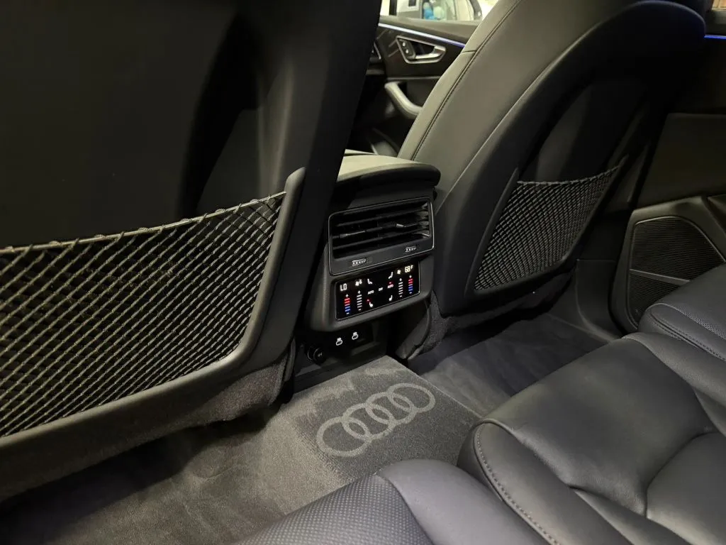 2022 Audi Q7 Premium Plus - Photo 13