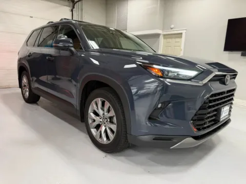 More photos of 2024 Toyota Grand Highlander Limited Sport Utility 4D at Universal Imports of Rochester, NY