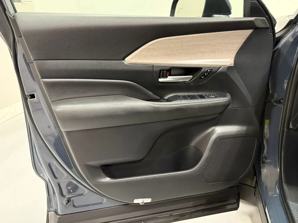 2024 Toyota Grand Highlander Limited - Photo 7