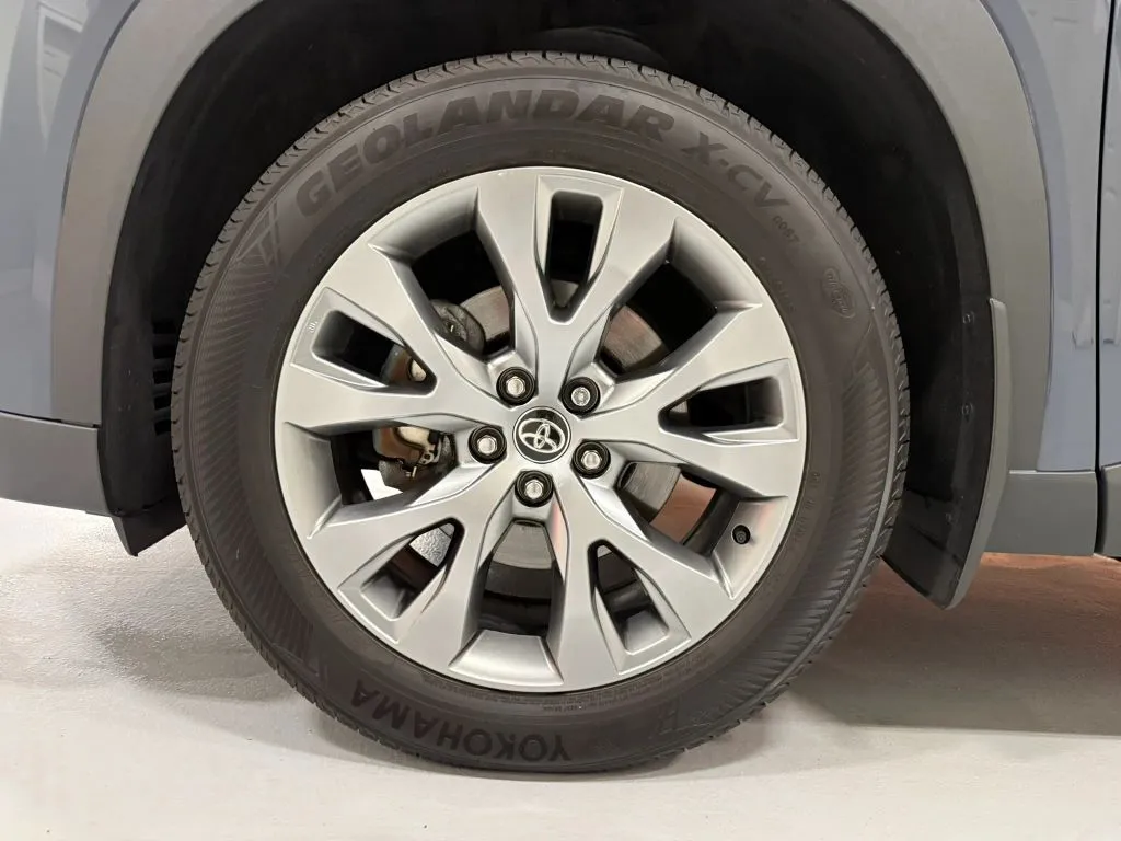 2024 Toyota Grand Highlander Limited - Photo 22