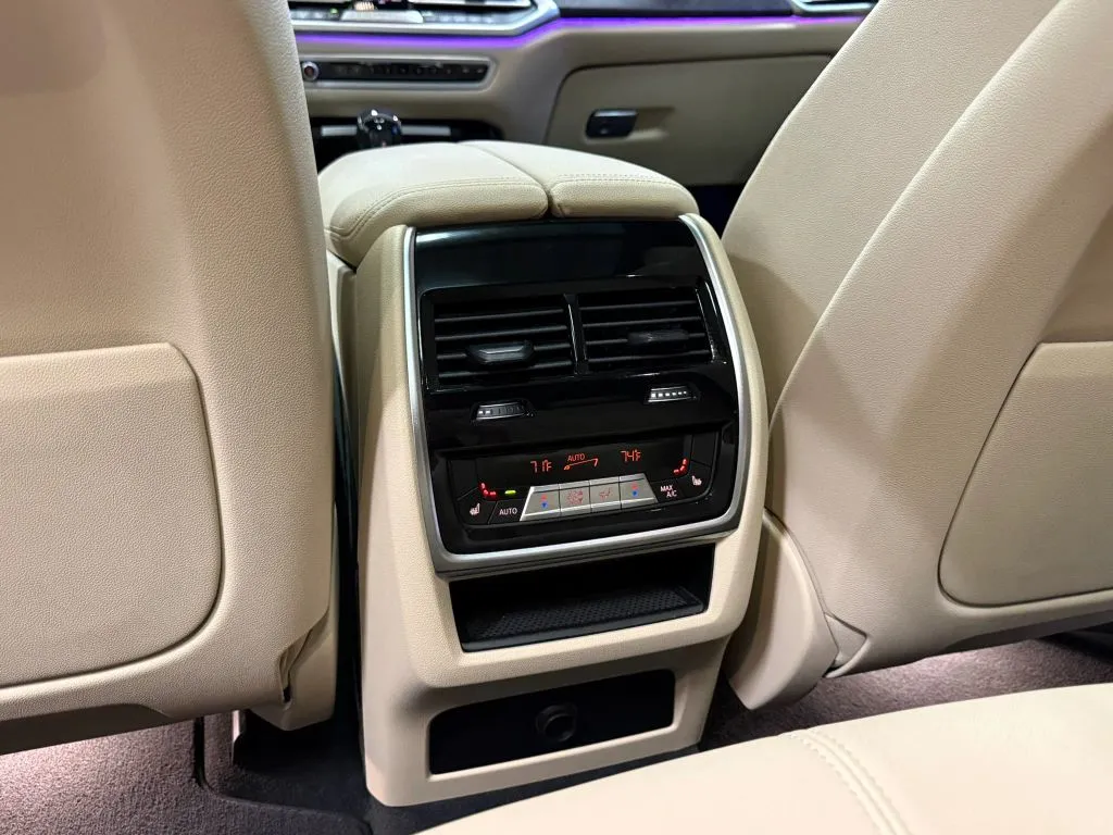 2021 BMW X5 40i - Photo 14