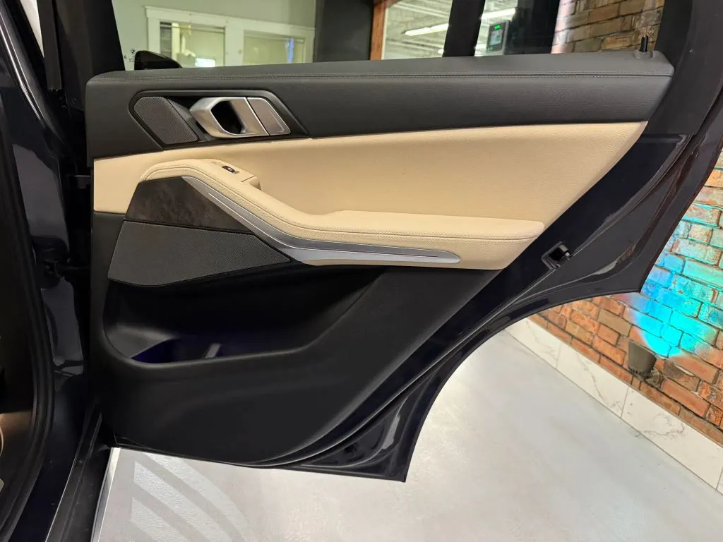 2021 BMW X5 40i - Photo 16