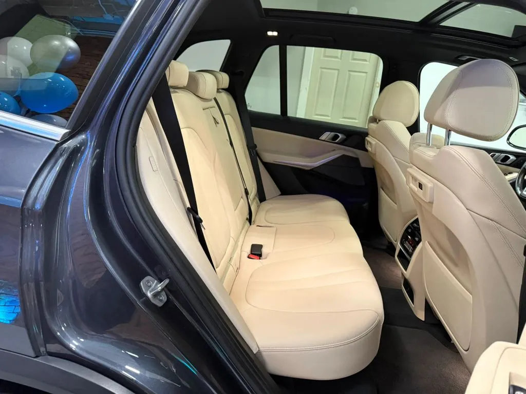 2021 BMW X5 40i - Photo 17