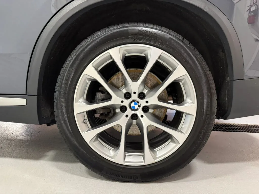 2021 BMW X5 40i - Photo 23