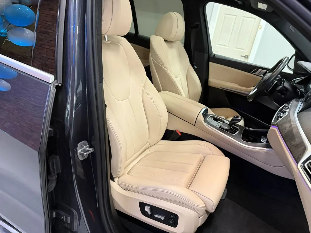 2021 BMW X5 40i - Photo 19