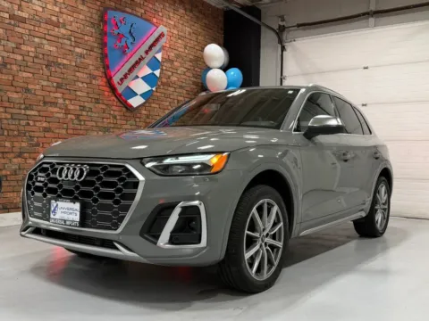 Gray 2021 Audi SQ5 Premium Plus Sport Utility 4D for sale in Rochester, NY