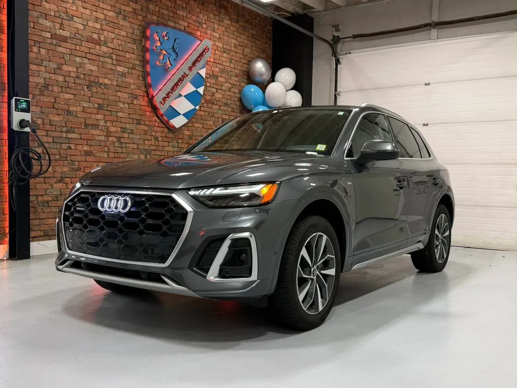 Gray 2024 Audi Q5 45 TFSI S line Prestige Sport Utility 4D for sale in Rochester, NY