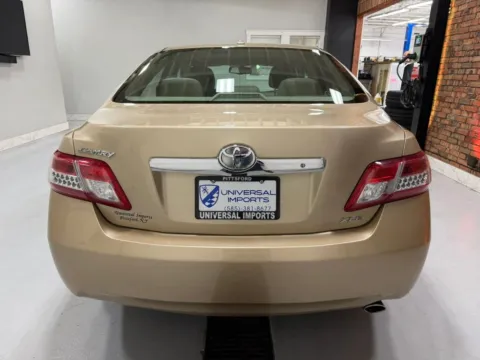 More photos of 2011 Toyota Camry XLE Sedan 4D at Universal Imports of Rochester, NY