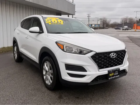 White 2019 HYUNDAI TUCSON SE for sale in Merrillville, IN