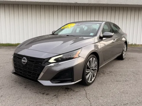 Another view of 2023 NISSAN ALTIMA SL for sale in Merrillville, IN at Elite Auto Sales Merrillville