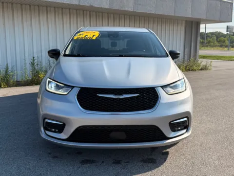 Photos of 2024 CHRYSLER PACIFICA TOURING L for sale in Merrillville, IN at Elite Auto Sales Merrillville