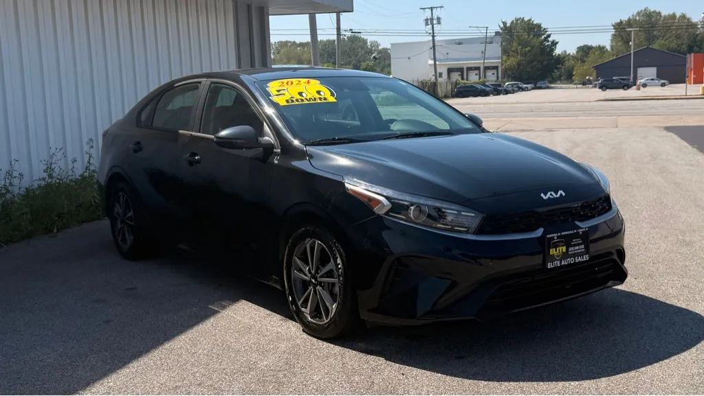 Black 2024 KIA FORTE LX for sale in Merrillville, IN