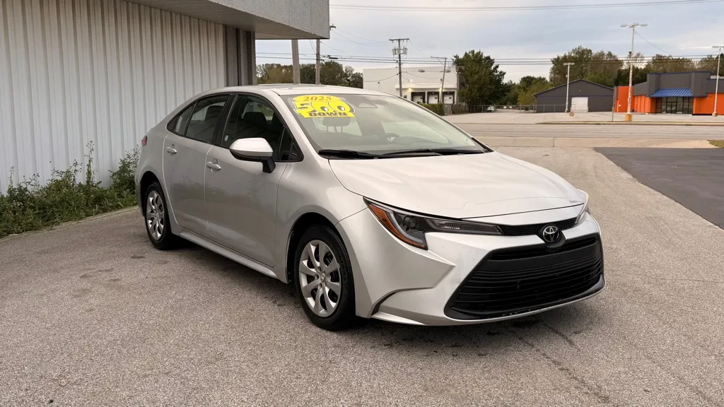 Silver 2025 TOYOTA COROLLA LE for sale in Merrillville, IN