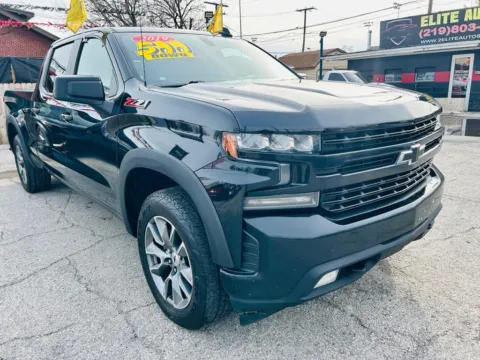Black 2019 CHEVROLET SILVERADO 1500 RST for sale in Hammond, IN