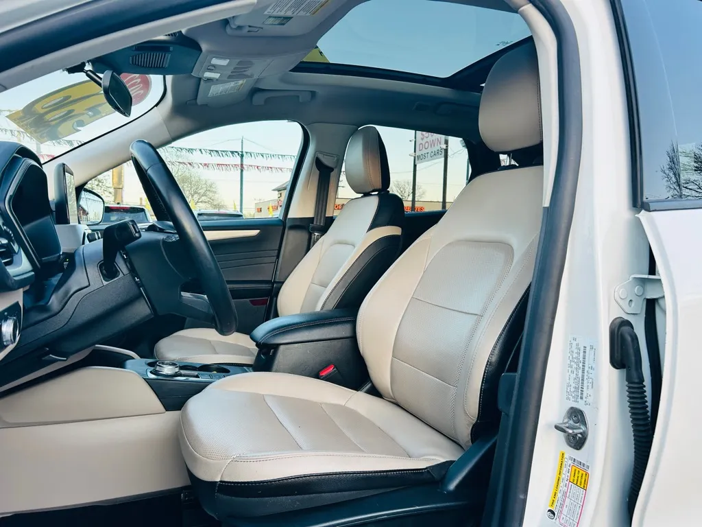 2022 Ford Escape SEL - Photo 14