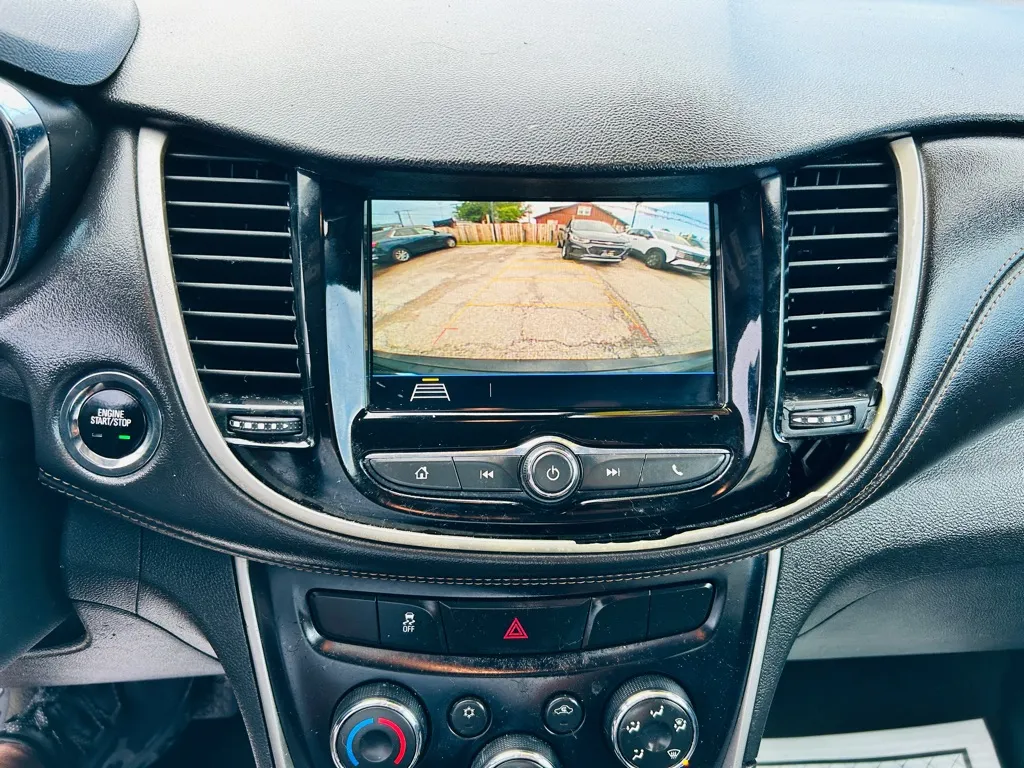 2019 Chevrolet Trax LT - Photo 12
