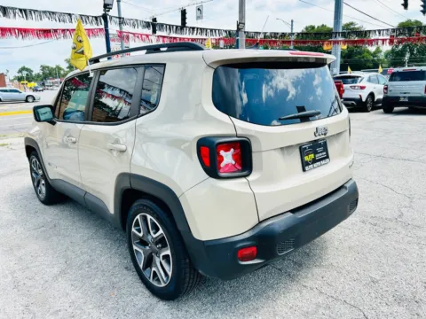 More photos of 2016 JEEP RENEGADE LATITUDE at Elite Auto Sales Hammond, IN