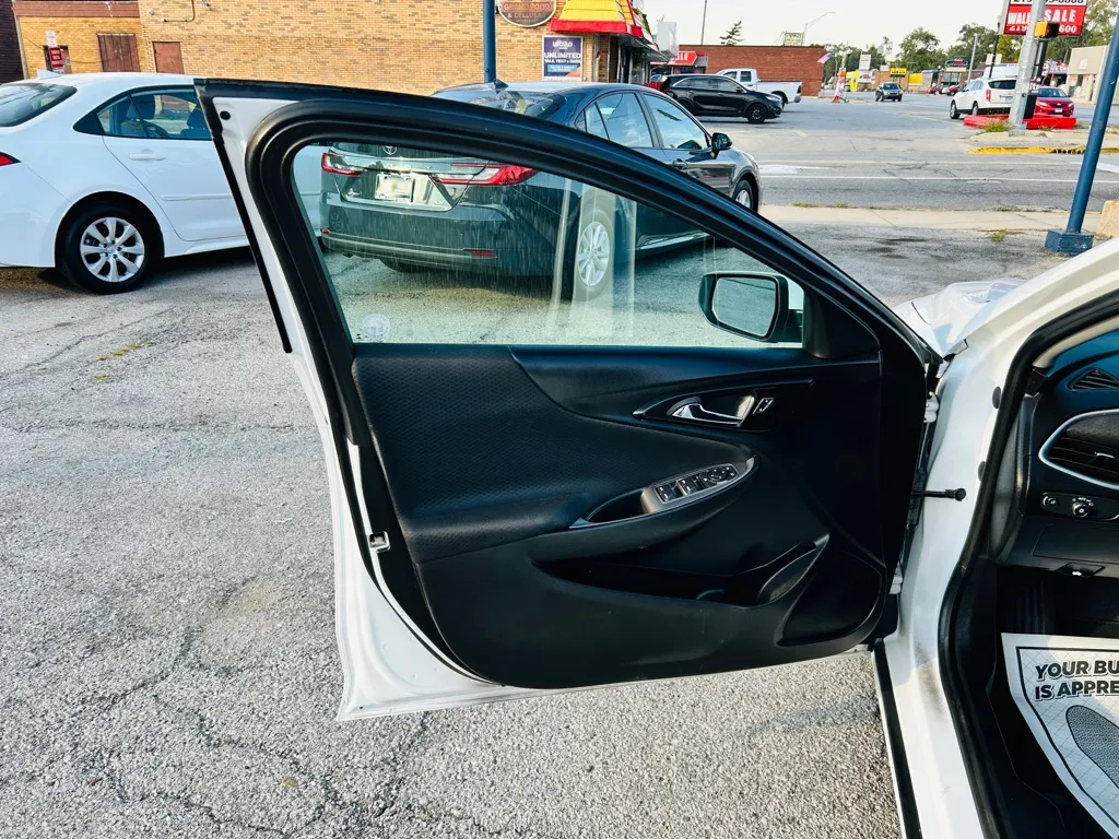 2024 Chevrolet Malibu 1LT - Photo 15