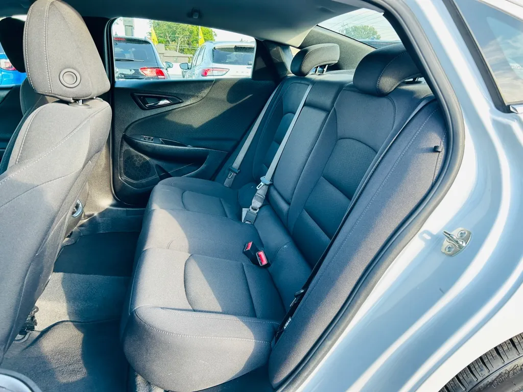 2024 Chevrolet Malibu 1LT - Photo 16