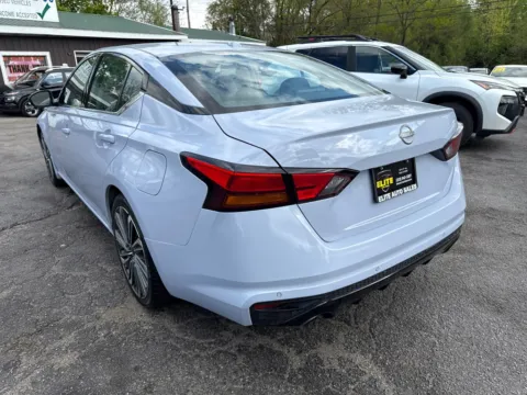 More photos of 2024 NISSAN ALTIMA SR at Elite Auto Sales Hobart, IN
