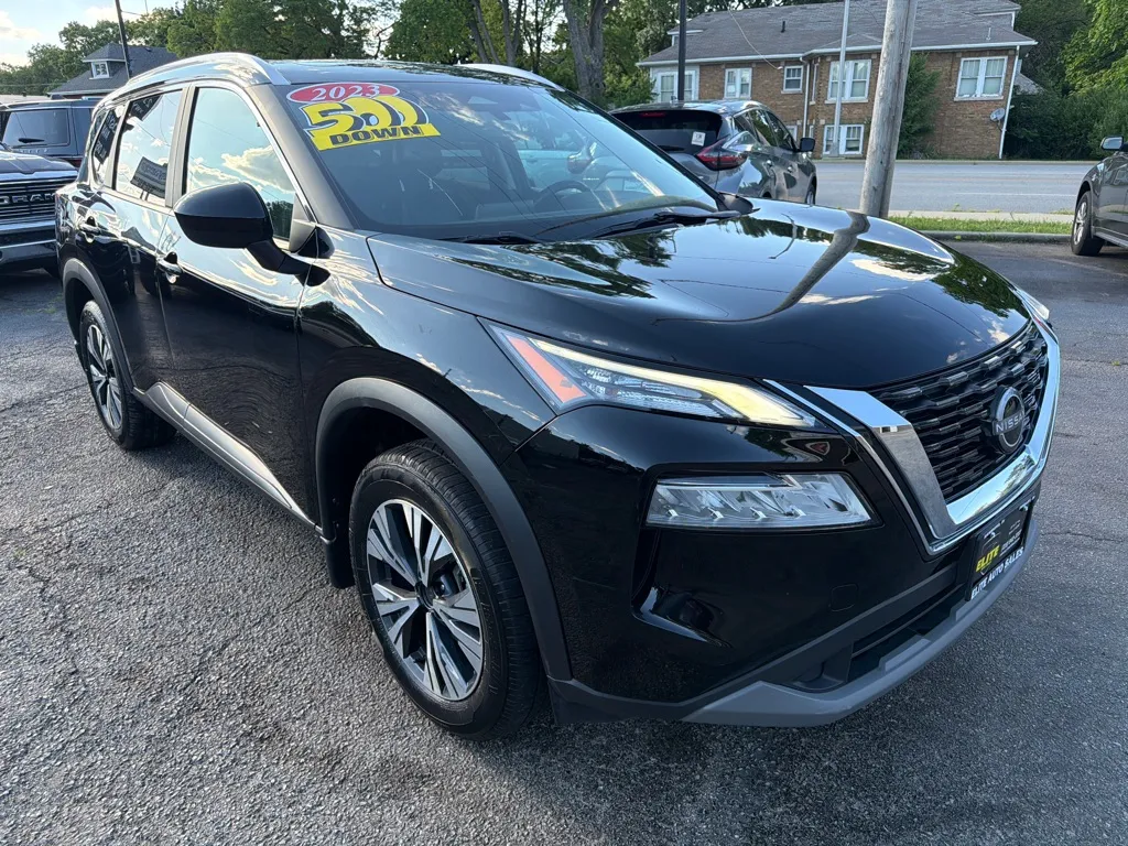 Black 2023 NISSAN ROGUE SV for sale in Hobart, IN
