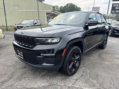 Another view of 2023 JEEP GRAND CHEROKEE LIMITED for sale in Hobart, IN at Elite Auto Sales Hobart
