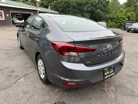 More photos of 2020 HYUNDAI ELANTRA SE at Elite Auto Sales Hobart, IN