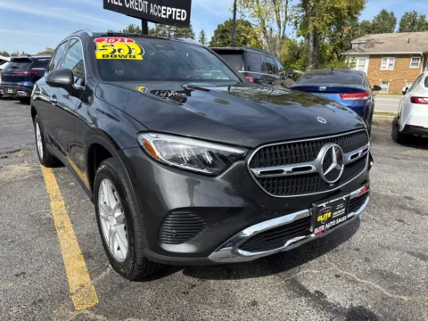 Gray 2023 MERCEDES-BENZ GLC 300 4MATIC for sale in Hobart, IN