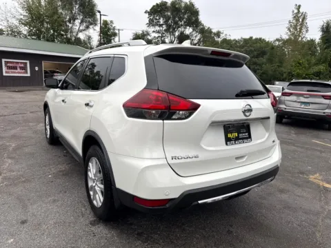 More photos of 2019 NISSAN ROGUE SV at Elite Auto Sales Hobart, IN