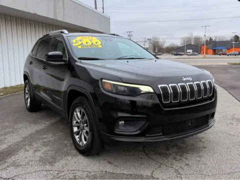 Black 2021 JEEP CHEROKEE LATITUDE PLUS for sale in Merrillville, IN