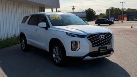 White 2021 HYUNDAI PALISADE SE for sale in Merrillville, IN