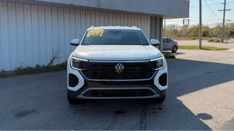 Photos of 2025 VOLKSWAGEN ATLAS CROSS SPO SE for sale in Merrillville, IN at Elite Auto Sales Merrillville