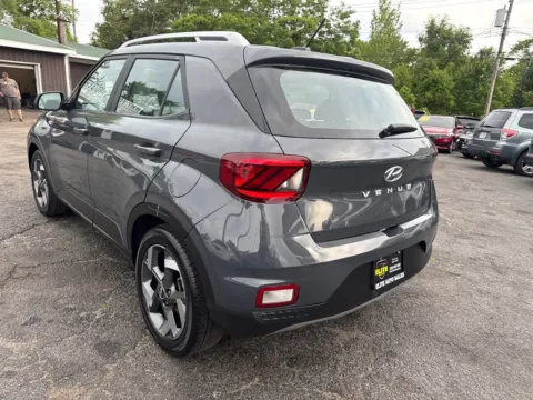More photos of 2024 HYUNDAI VENUE SEL at Elite Auto Sales Hobart, IN