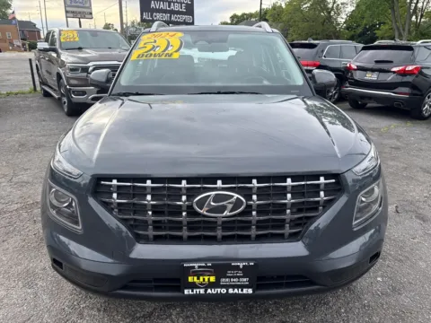Photos of 2024 HYUNDAI VENUE SEL for sale in Hobart, IN at Elite Auto Sales Hobart