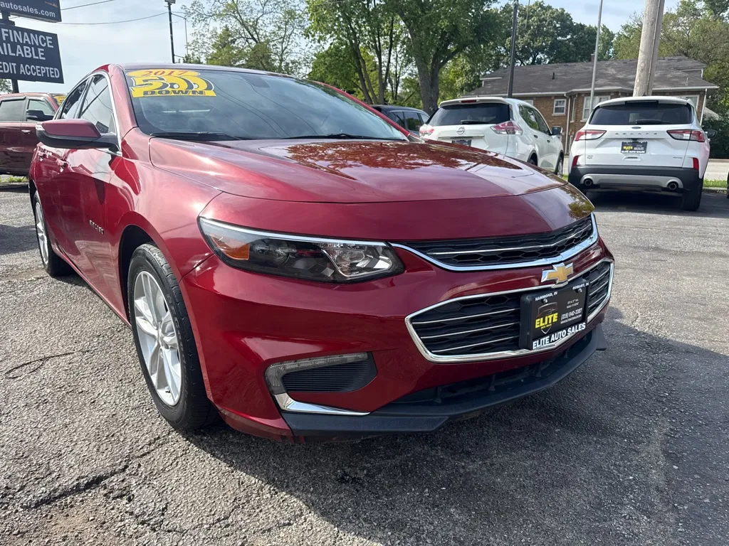 Red 2017 CHEVROLET MALIBU LT for sale in Hobart, IN