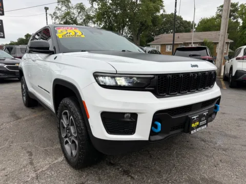 White 2023 JEEP GRAND CHEROKEE TRAILHAWK 4XE for sale in Hobart, IN